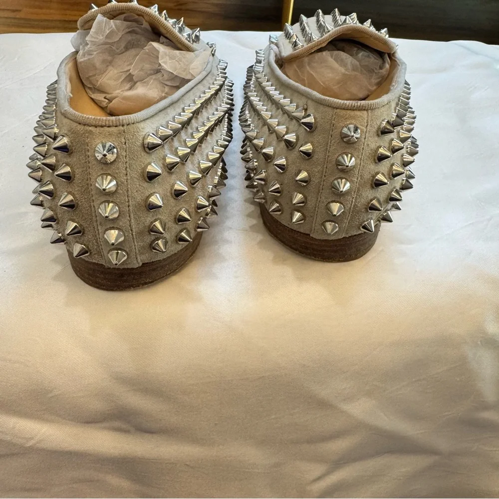 Christian Louboutin Dandelion Beige Suede Studded Loafers size 37.5 - Picture 5 of 6